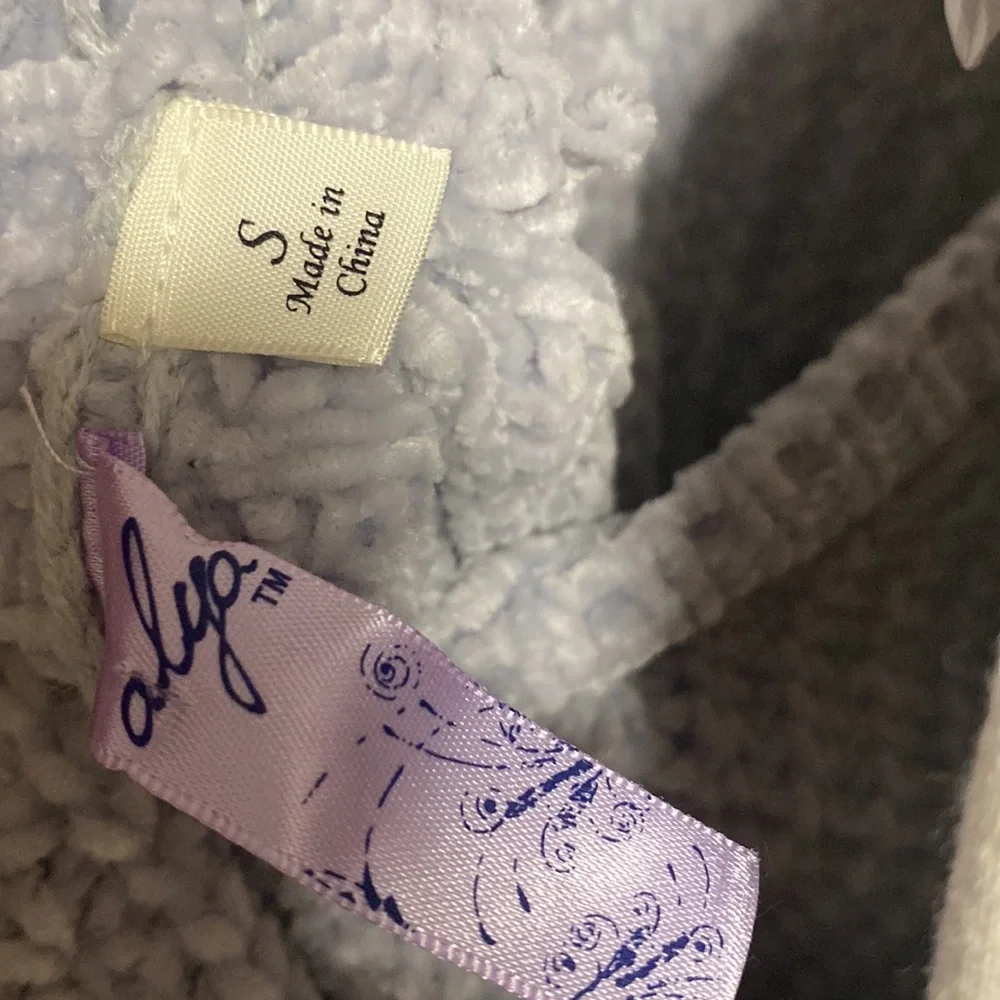 Open backsweater - Picture 5 of 5
